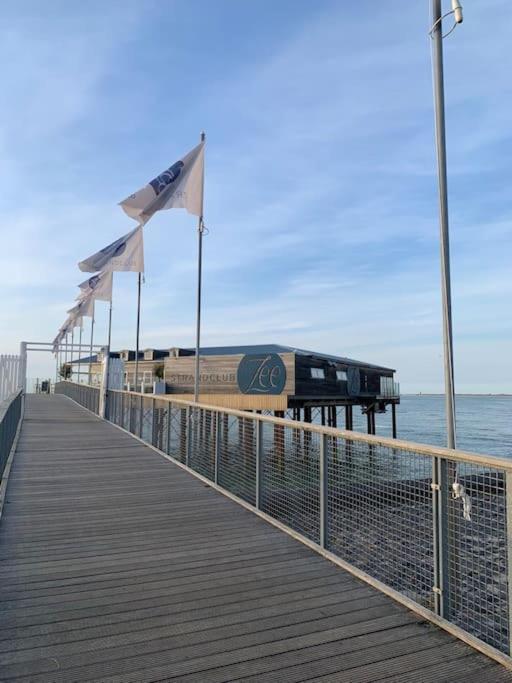 Huebsches Ferienhaus In Ouddorp - Fusslaeufig Zum Strand Und Zentrum المظهر الخارجي الصورة