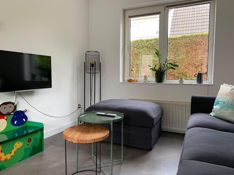 Huebsches Ferienhaus In Ouddorp - Fusslaeufig Zum Strand Und Zentrum المظهر الخارجي الصورة
